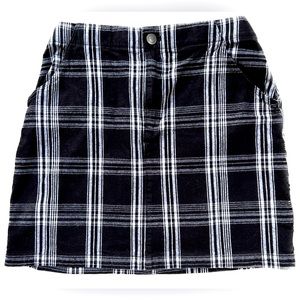 Hollister Ultra High-Rise Black and White Plaid Flannel Mini Skirt (sm)